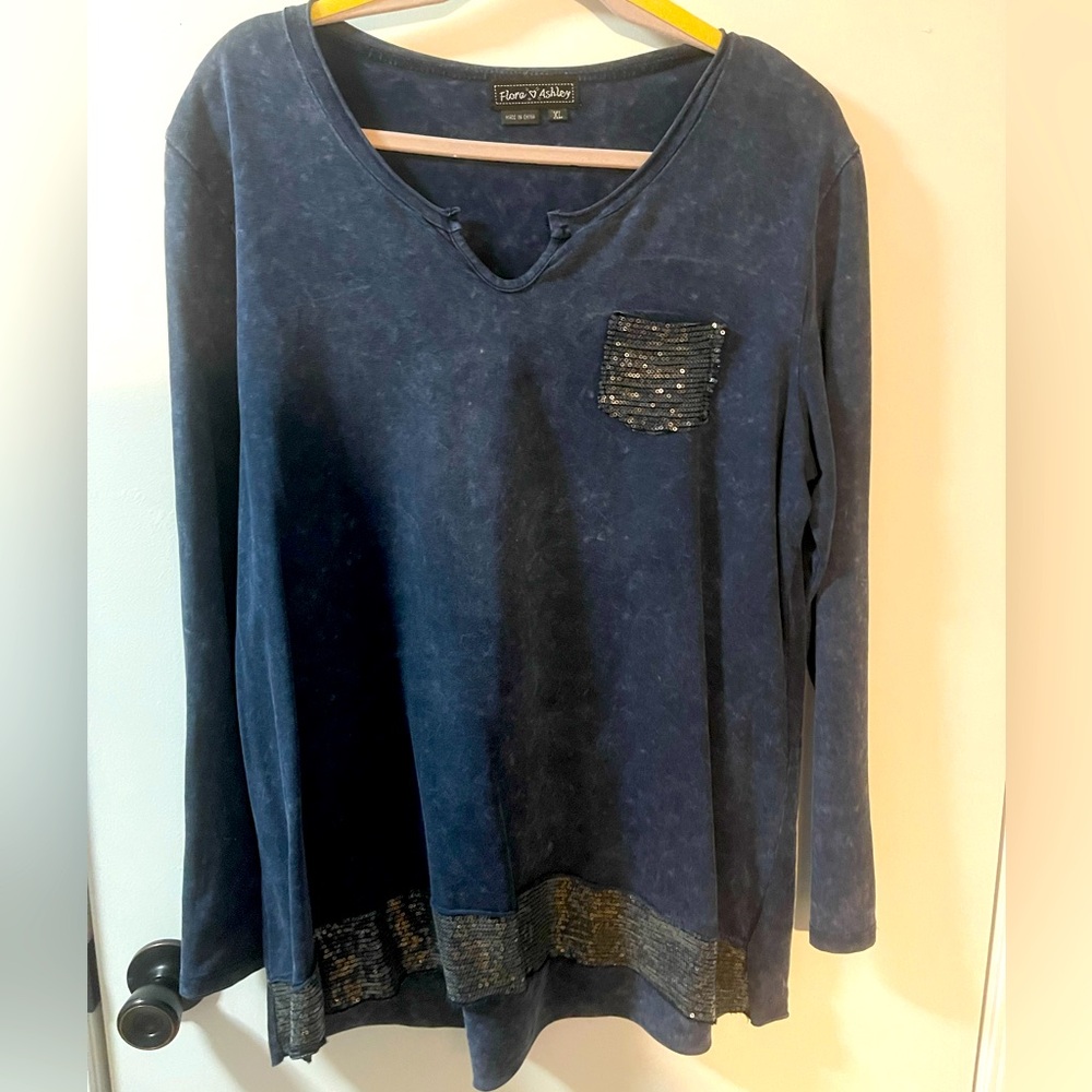 Flora and Ashley navy tunic top with navy sequins